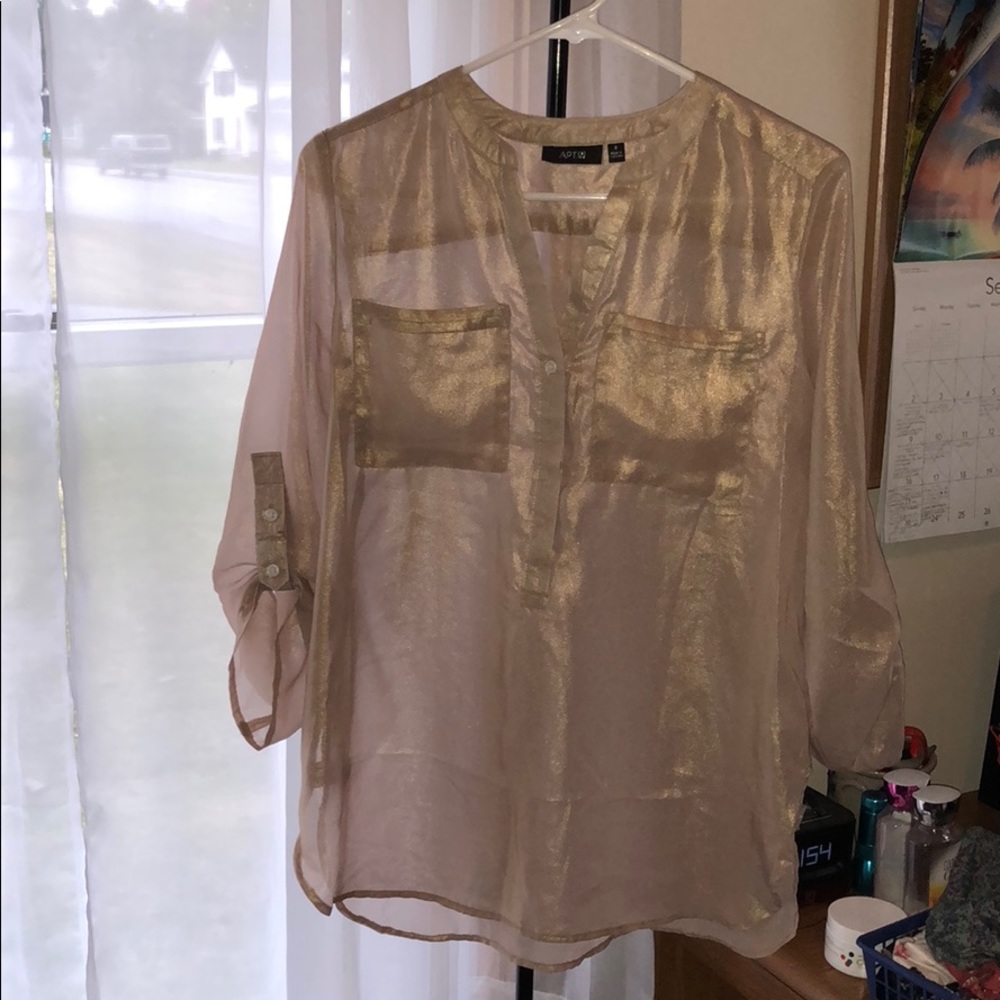 Gold shirt